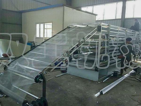 大棗、枸杞網(wǎng)帶烘干機